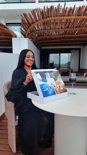 I just wrapped Toast to the Vision® 2026 in Cancun. 🥂 This wasn’t just a vision board brunch... it was a room full of entrepreneurs getting clear on what’s next. Every attendee received a vision box. Because clarity isn’t optional when you’re building big. Would you attend something like this? #Msbusiness #Businessretreat #cancun #fyp #viral