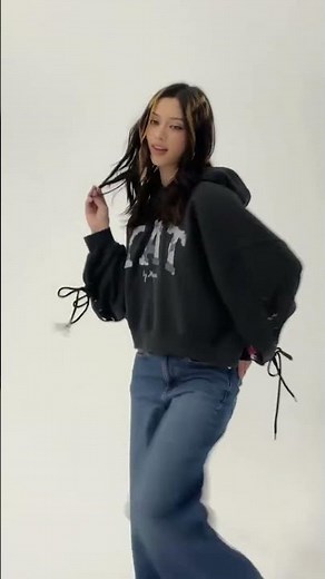 KATSEYE made hoodies x GAP 🖤✨