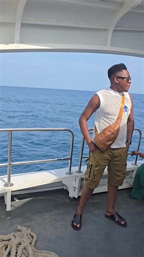 Mambo Baya: Zanzibar Chill and Gratitude Vibes