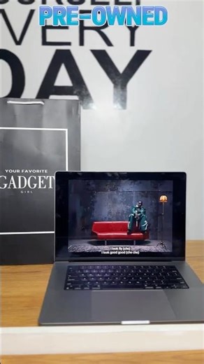 For the editors, coders and creators chasing flow — the MacBook Pro [2021] M1 Pro 16".