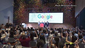 Toured the new Google campus at the launch of their new Asia Pacific headquarters in Singapore this morning. I’ve been to their headquarters in California (bit.ly/2fnG6vC), and I think they’ve managed to bring a bit of Silicon Valley to Singapore! – LHL (PMO Video by Alex Qiu and Chiez How) | Lee Hsien Loong