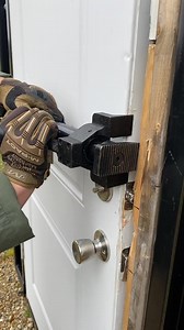 exceptional hydraulic breaching tool that opens a metal pull door in 1-2 seconds @san_tactical_breaching | Tactical Energetic Entry Systems, LLC.