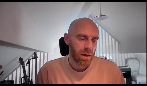 💸 Claude Code is expensive. Here s how to cut your bill buy 25+% We just launched the Edgee Claude Code Compressor — and the numbers speak for themselves. Same codebase. Same task. Same… | Gilles RAYMOND