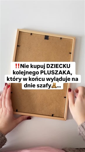 ‼️ Rodzice zawsze mówią, że „wszystko już mają”. Ale kiedy dostają prezent z imieniem dziecka, datą urodzenia i tymi najważniejszymi szczegółami… 💭 cisza mówi wszystko 🥹🤍 Personalizowana metryczka dla dziecka to nie kolejna zabawka. To pamiątka z pierwszych chwil życia, która wisi na ścianie latami i wraca we wspomnieniach ✨ Skomentuj ♥️, a podpowiem Ci, jak zamówić najpiękniejszy prezent dla maluszka – na narodziny, chrzciny lub baby shower 👶🎁 👉 LITTLECHUMS.PL ——— Plakaty i metryczki dla 