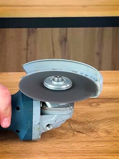 Angle Grinder to Cleaning Machine DIY: Convert an Angle Grinder