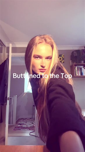 Understanding Mirror Dissociation Experiences