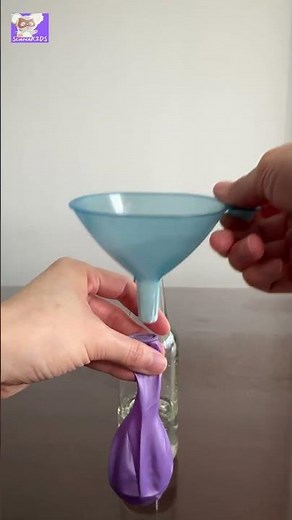 DIY self inflating balloon experiment #sciencefun