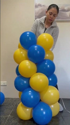 The easiest balloon stand #diy #balloon #balloons #decoration #balloondecoration