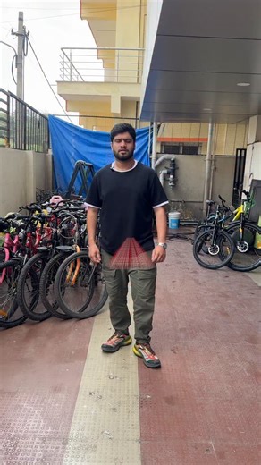 Bharath Cycle Hub on Instagram: "30 Cycle's 😱 left👊 Electric--gear--non-gear&non electric All varieties and budget friendly Price's 🥳 . . . . . . •Kids cycles 999 •Adult Cycles 2999 •Gear cycle 4999 •Electric cycle 9999 ನಮ್ಮ ಉದ್ದೇಶ nimge ಒಳ್ಳೆ cycles nah ತಲುಪಿಸಬೇಕೆಂದು 🤝 --For more details visit the store on WEDNESDAY 💥-- 👉follow for updates❗and offers⚡ . . . . 👉follow for upgrades &offer's💥 • Don't miss GRAB SOON🔜• 📸Follow:@2nd_hand_bch 📞:9844187264 Visit 📍:Bharat cycle hub, Yelahank