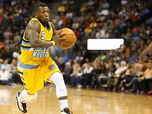 Nate Robinson's transition to the NFL 'all but impossible'