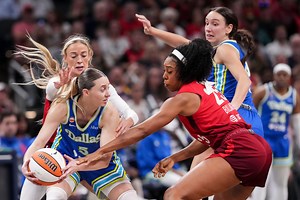 WNBA games schedule tonight? How to watch Fever-Wings, Sun-Aces, Dream-Sparks