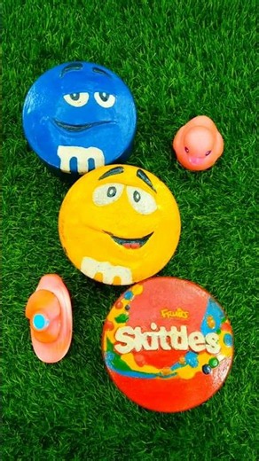 Satisfying Video | Beautiful Unpacking 3 Bright Tins with Skittles & Tasty M&M'S Candy ASMR‎