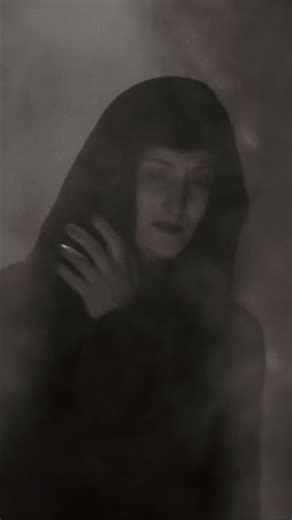 Dracula’s Daughter (1936) in 4 Moments