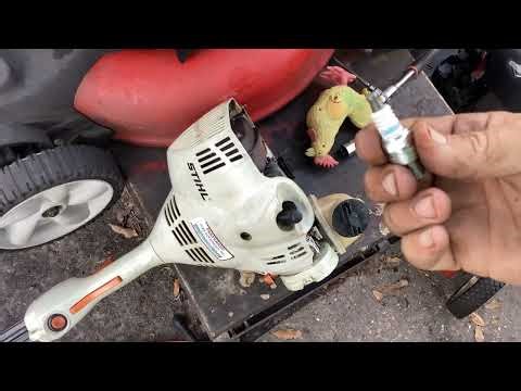 2017 Stihl FS 56 RC Loop Handle Straight Shaft Gas Brushcutter/String Trimmer. Customer dropped off.