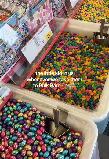 the magic of Bulk Barn 🍫🍬🍭💖 #kidsoftiktok #bulkbarn #candy #candystory #fyp #ohmygosh #cute