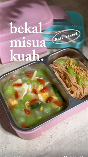 Maria Nesia on Instagram: "Kata gw mah JANGAN RAGU, bawa bekal kuah ga usah pake plastik! Percaya aja sama @steincookware Lunchbox Midi, apalagi ada voucher code dari aku; Kode Voucher Januari-Maret STEINMN26 - min. pembelian 249,000 - potongan 20rb - bisa dipakai saat checkout di Shopee official STEIN - cara pakai-nya claim di bagian Voucher Toko #bekalstein #lunchboxstein #idebekal #misuakuah #resepmisua"