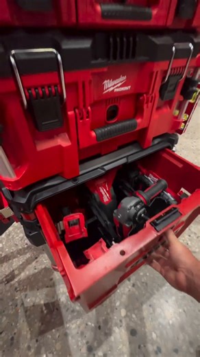 The Industry's Most Durable and Versatile Modular Storage System. PACKOUT™ Rolling Drawer Tool Box. Video Credit: @colin.does.electric See this product & more at AHR Expo 2026!📍Milwaukee Booth C7341 | Milwaukee Tool