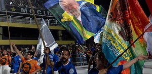 Com segurança reforçada, Lula vai à Sapucaí ver escola em sua homenagem