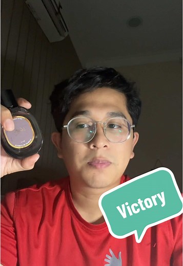 How to Apply Perfume Correctly for Lasting Scent