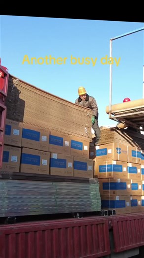 Another busy day#liquid #letflexitank #flexitank #flexitankfactory #delivery #delivery