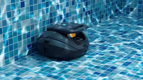 Cordless Robotic Pool Vacuum Cleaner, 130 Mins Runtime, Dual-Motor Automatic Pool Cleaner with Fast Charging, for Flat Above Ground & Inground Pools up to 540 Sq. Ft, Smart Entry & Auto-Dock