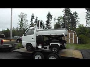 Check it out!! Suzuki 4X4 Japanese Mini Truck with Scissor Lift & Dump Box