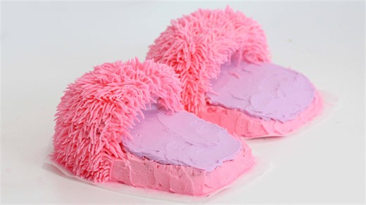 Fuzzy Slipper Cakes