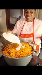 How she makes party jollof rice it was so yummy 😋 # #cooking #tutorial #training | Rita empire 1