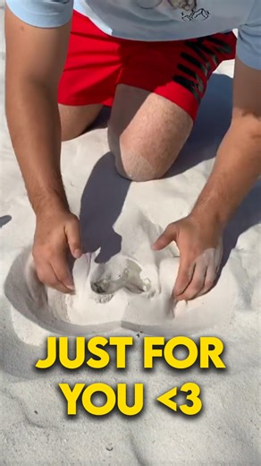 Create a beautiful heart design on the beach easily