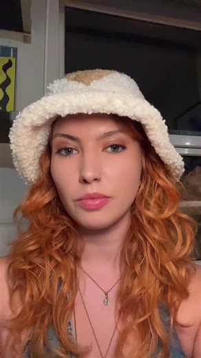 having to explain it’s a giant flying bison is always fun #avatarthelastairbender #appa #atla