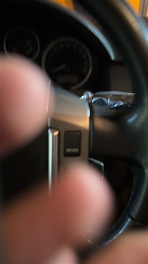 Eng. AHMAD MOUSTAFA ALBOUSH 🥇 on Instagram: "Land rover freelander 2009 program new original key 🥇 Boush key 0938690790 🥇"