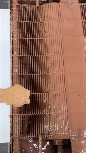 Our Easter candy is officially LIVE online today, February 27 at 10 AM and we can’t wait for you to see everything we’ve been making! 🐣🍫 Every piece is handmade with care at Dan Smith’s Candies in our little factory in Brookville, crafted by our incredible team of candy makers. Small town, small batches, and the freshest chocolate you’ll taste all season. 🍫🐰 The first batch of Easter candy has also hit our store shelves, so you can shop online or stop in person to grab your favorites 💛 Visi