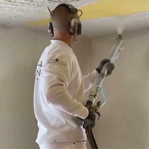 pft g4 proyectando techos #knauf #pft #goesmahe#construction#work #mortero #yeso #enfoscado #fachada