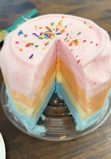 OMG this is so good! Cotton candy cake is such a cool alternative to traditional cakes or cupcakes, and it’s gluten free! It arrives ready to go with a pack of sprinkles as an optional topping. Easter celebration takes a fun twist with cotton candy cake 🍭 🍰 😍 @Cloud Cake Cotton Candy #cottoncandy #cottoncandycake #cake #eastercake #birthdaycake
