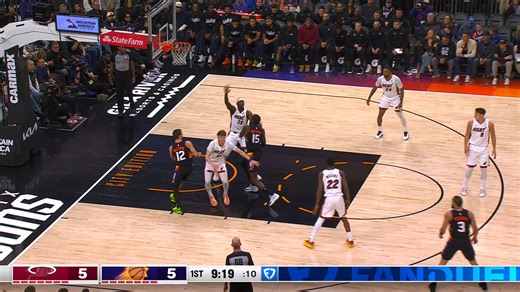 Cap and the rook bringing the defense 🫡 | Miami Heat