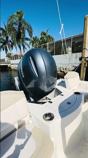 2016 Robalo 206 Cayman | Blue Top Yachting