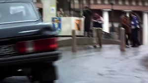 James Bond GOLDENEYE movie - clip with Pierce Brosnan - Tank Chase