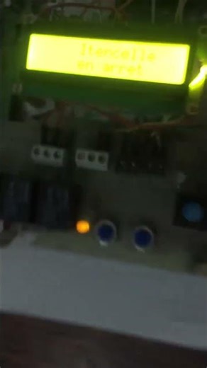 Beta-Type Stirling Engine – Complete Setup with Control Panel and LCD Display