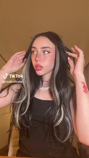 8 AM - Nicki Nicole: Canciones, TikToks y Videos Porno