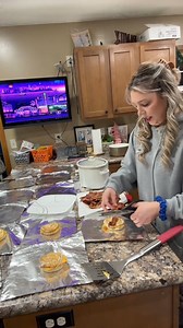 56K views · 343 reactions | #BreakfastIdea I got a little stressed at the end  I needed to drop it off and make it back before my daycare kids arrived! . . #breakfast #breakfastsandwich #sportsmom #hockeymom #cookwithme ....... | Daycare Life | Facebook