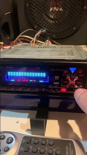 Demo CD Player Kenwood Excelon KDC-X915 (2001)