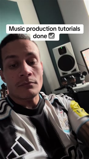 Music production tutorials will be all uploaded to YouTube this Friday afternoon. 😎 it’s about time I got these done better late than never I suppose 😂 #drakeliddell #fyp #maketrance #musictutorial