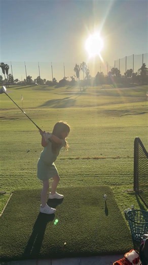 She Finishes Every Swing #golfgirl #golfswing #golfswing #golf #girlgolfers #golfer #ladygolfer