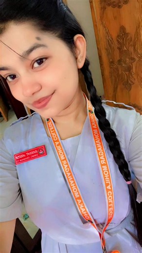 It’s not just a college uniform, it’s an emotion ❤️#_laboni_