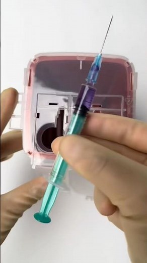 DIY Emergency Sharps Container Tutorial 😷💉 #goodtoknow #surgeonlife #funfacts #needles #sharps