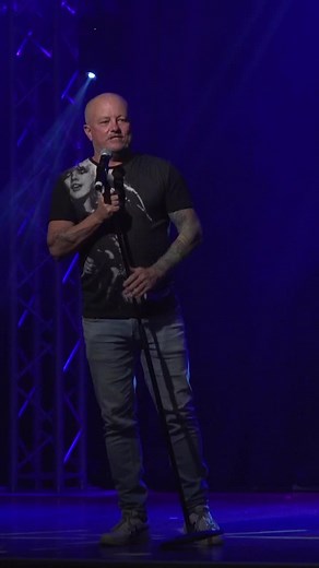 Guns. Americans are more restrained than Aussies would be. #guns #usa #standup #comedy