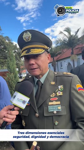 📢 Nuevo Director de la Policía Nacional 🇨🇴 🚨((🎙️🎙️))🚨 Dimensiones esenciales: ✅ Seguridad ✅ Dignidad ✅ Democracia 🎖️ Vocero: Brigadier General William Oswaldo Rincón Zambrano Director General de la Policía Nacional #SiempreEnSintonía #PolicíaNacional #SeguridadCiudadana | Radio Policía Colombia