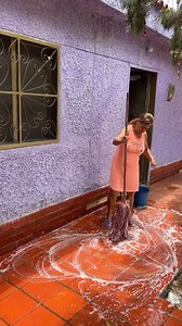 631K views · 7.6K reactions | Le hicimos CREER a mi abuela que el jabon es infinito #broma #humor | El polako mz | Facebook