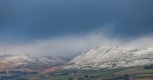 LIVE: Heavy snow warning in place across UK - weather and traffic updates