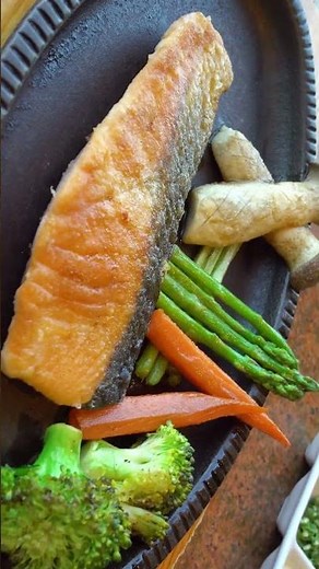 After 60? These 7 Foods Rebuild Muscle FAST (Stop Muscle Loss Now!)